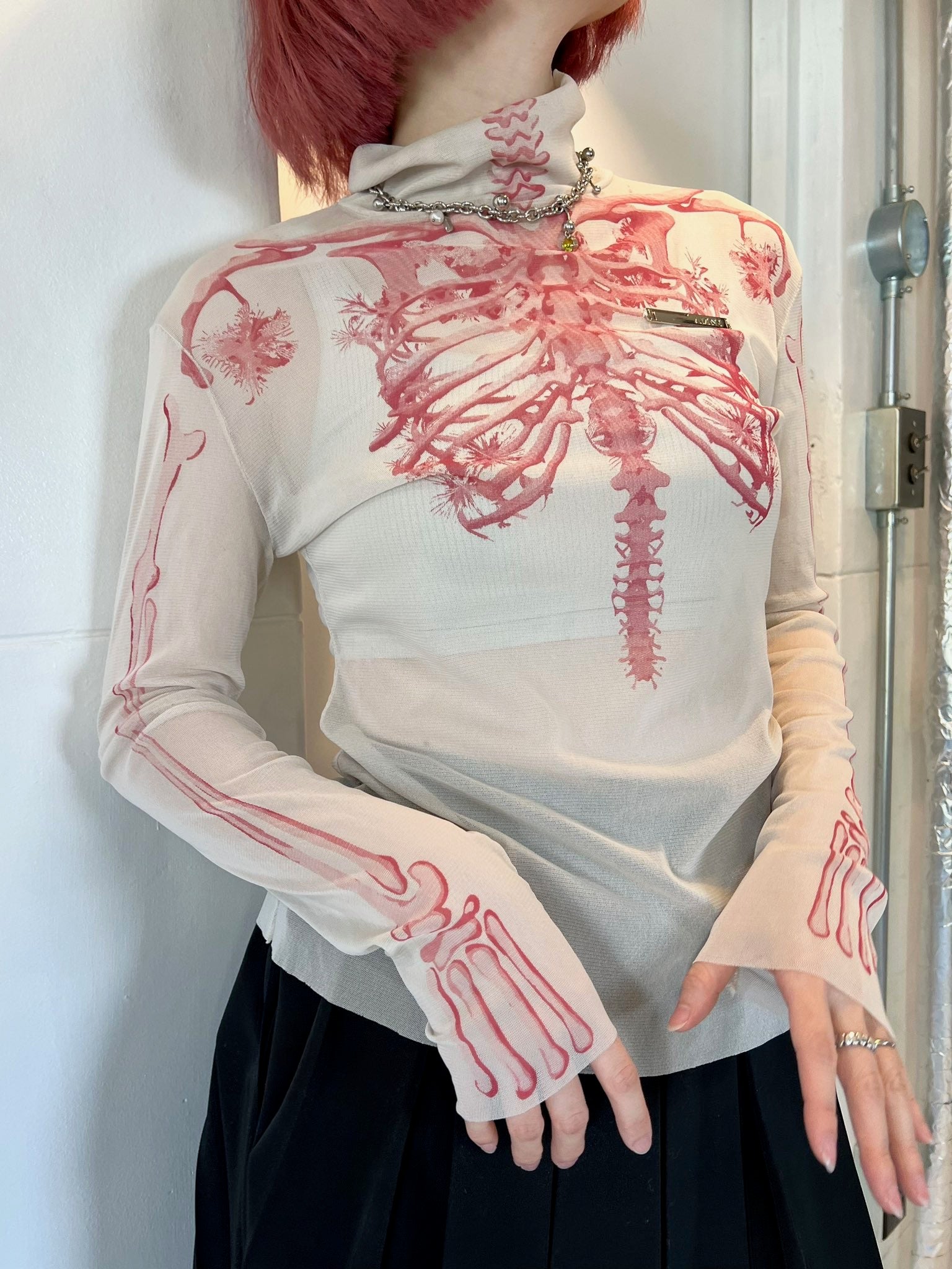 Hauts squelettes / Rouge