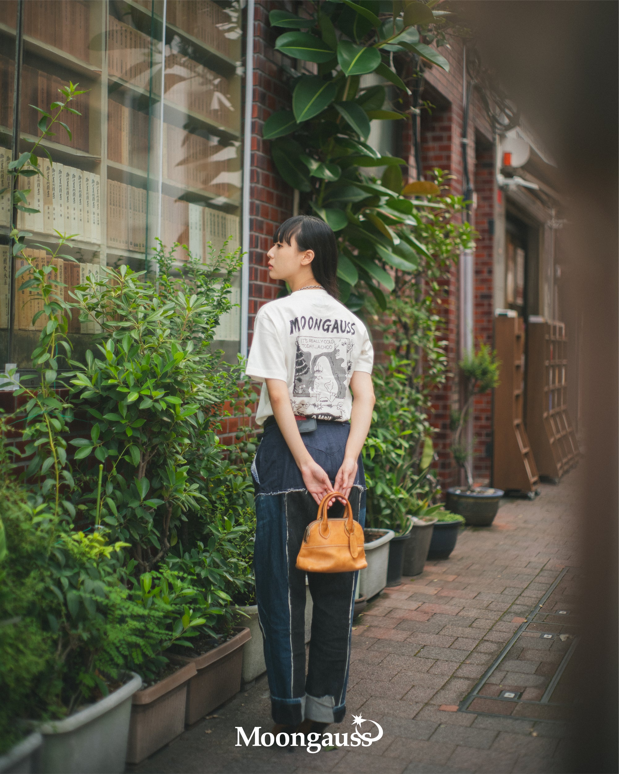 Moongauss Manga T-shirt / White