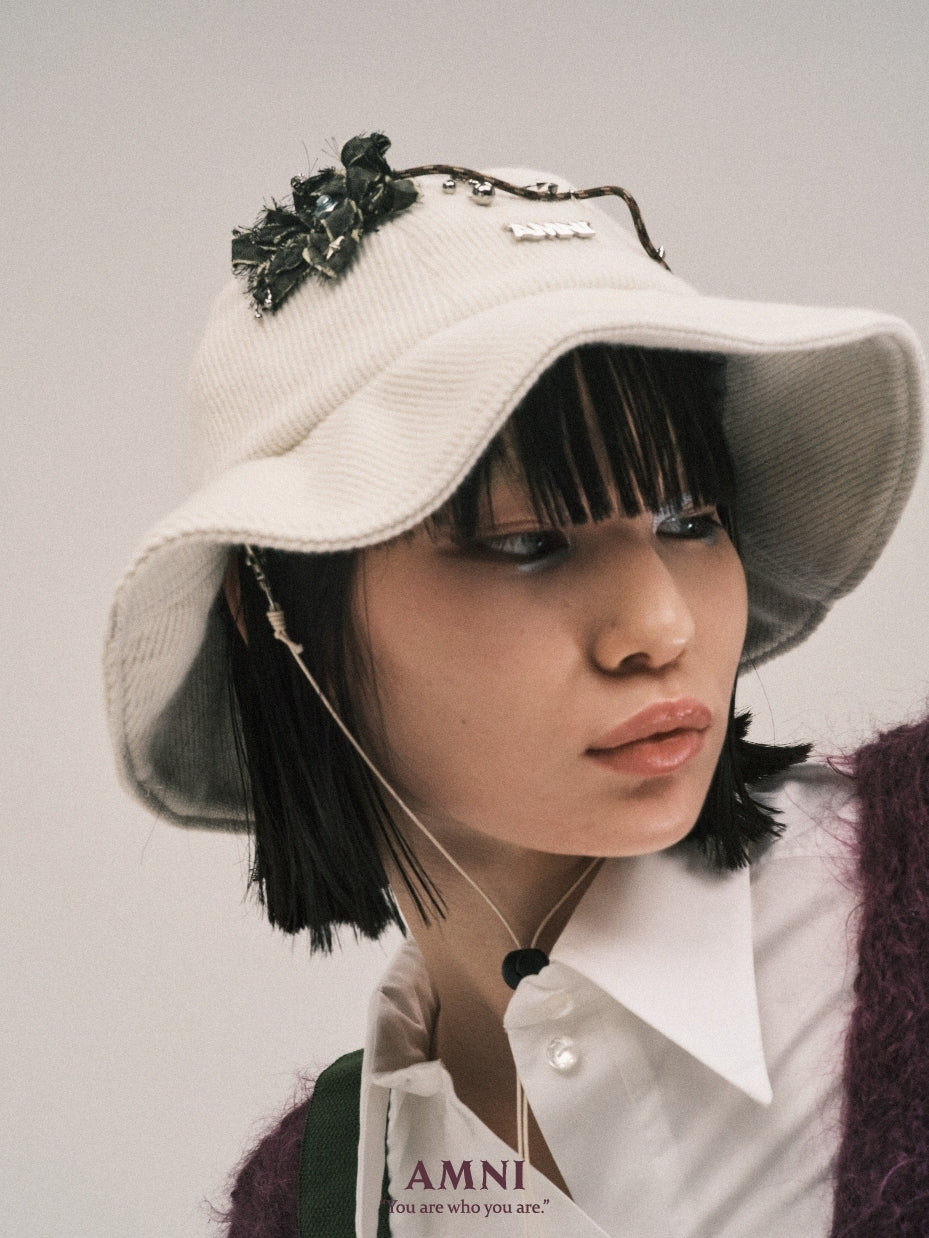 Gauss flower Hat / White